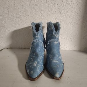 Distressed Denim Frayed Ankle Boots | Western Style Pointed Toe Booties Size 8